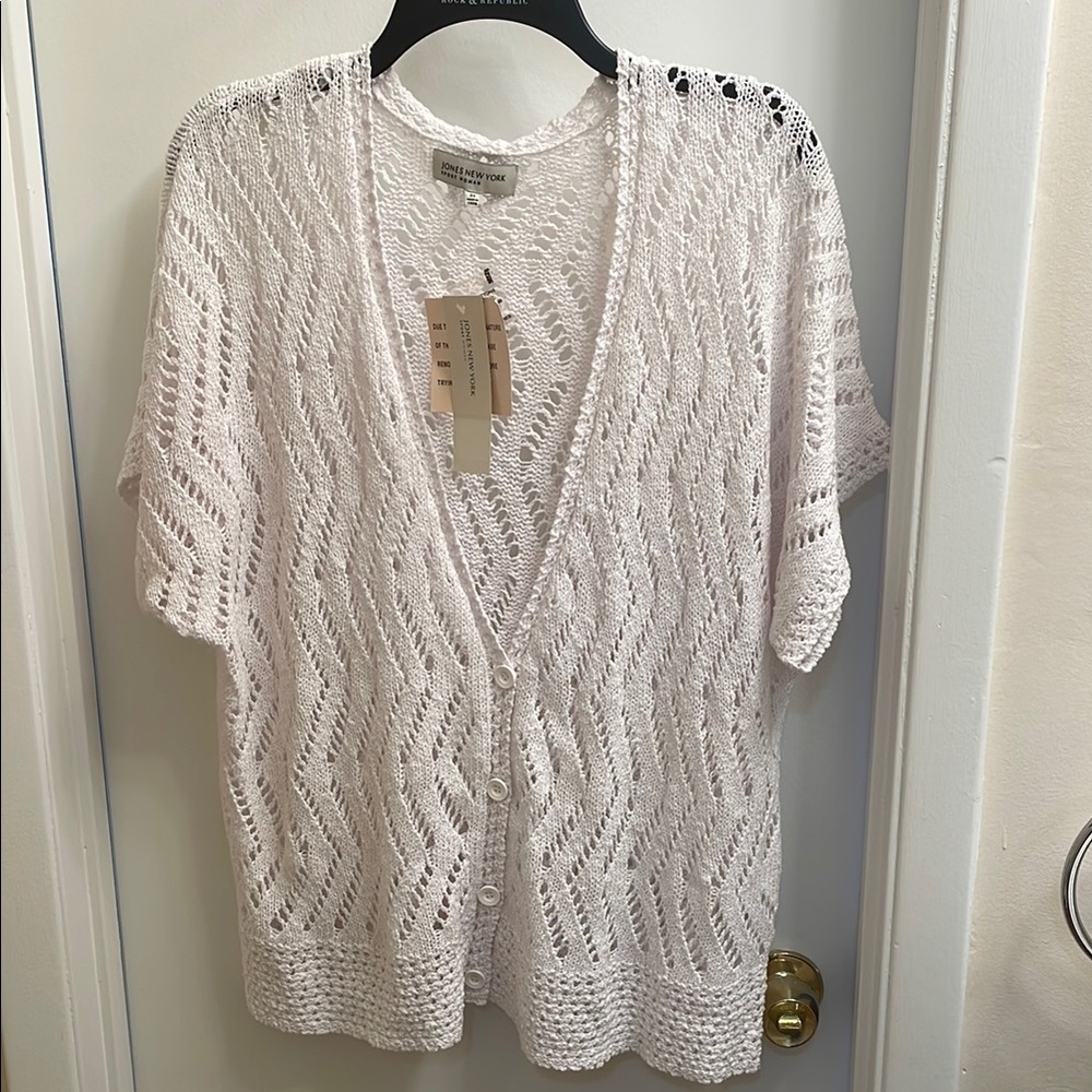 Plus Jones New York White Cardigan Sweater with Intricate Knit Patterns